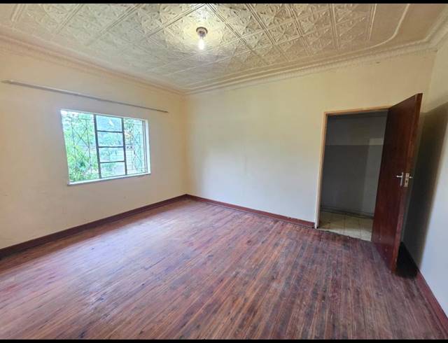 4 BEDROOM HOUSE FOR SALE IN ROTHDENE